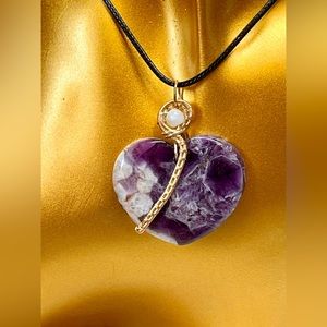 💜Chevron dream amethyst and moonstone pendant heart-new